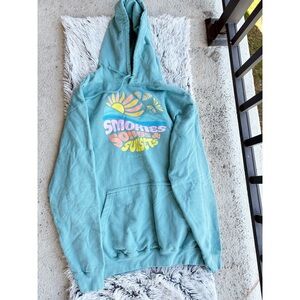 Dollywood Dolly Parton Paris‎ Exclusive Merch Sweater Authentic